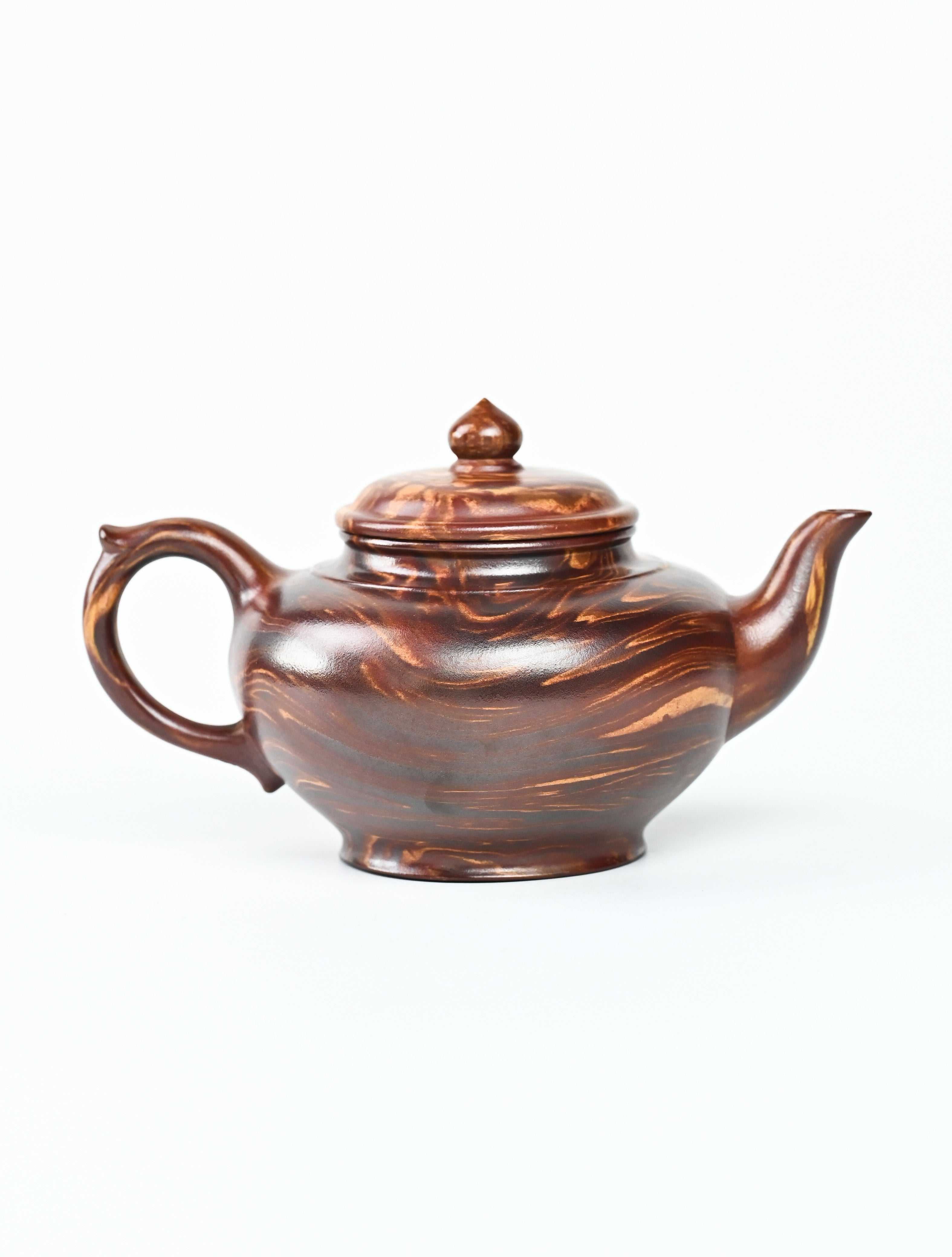 YANYOO handmade Yixing teapot featuring signature Wuni clay and Zisha clay blending technique, Xiao Ying, product right side.