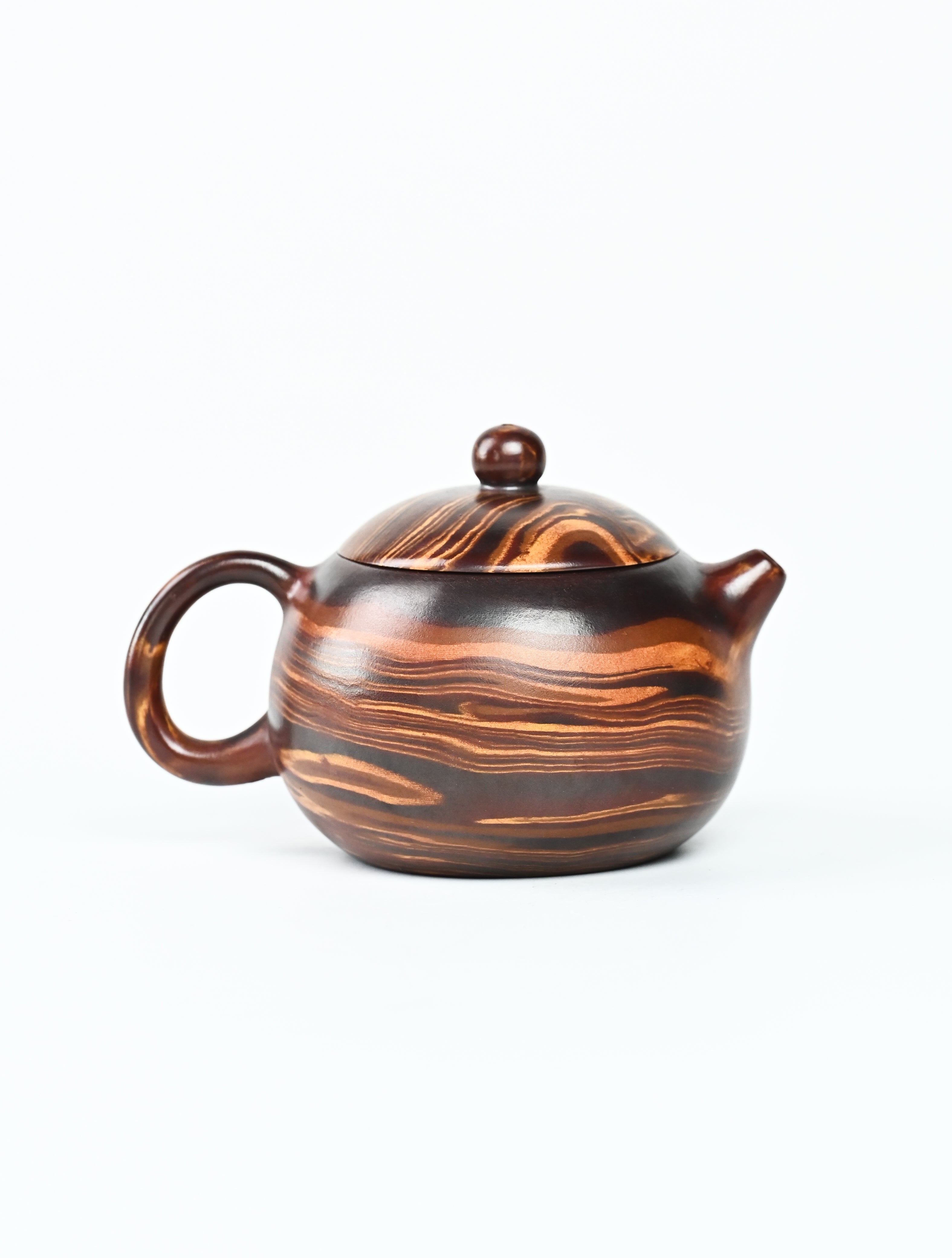 YANYOO handmade Yixing teapot featuring signature Wuni clay and Zisha clay blending technique, Xi Shi, product right side.