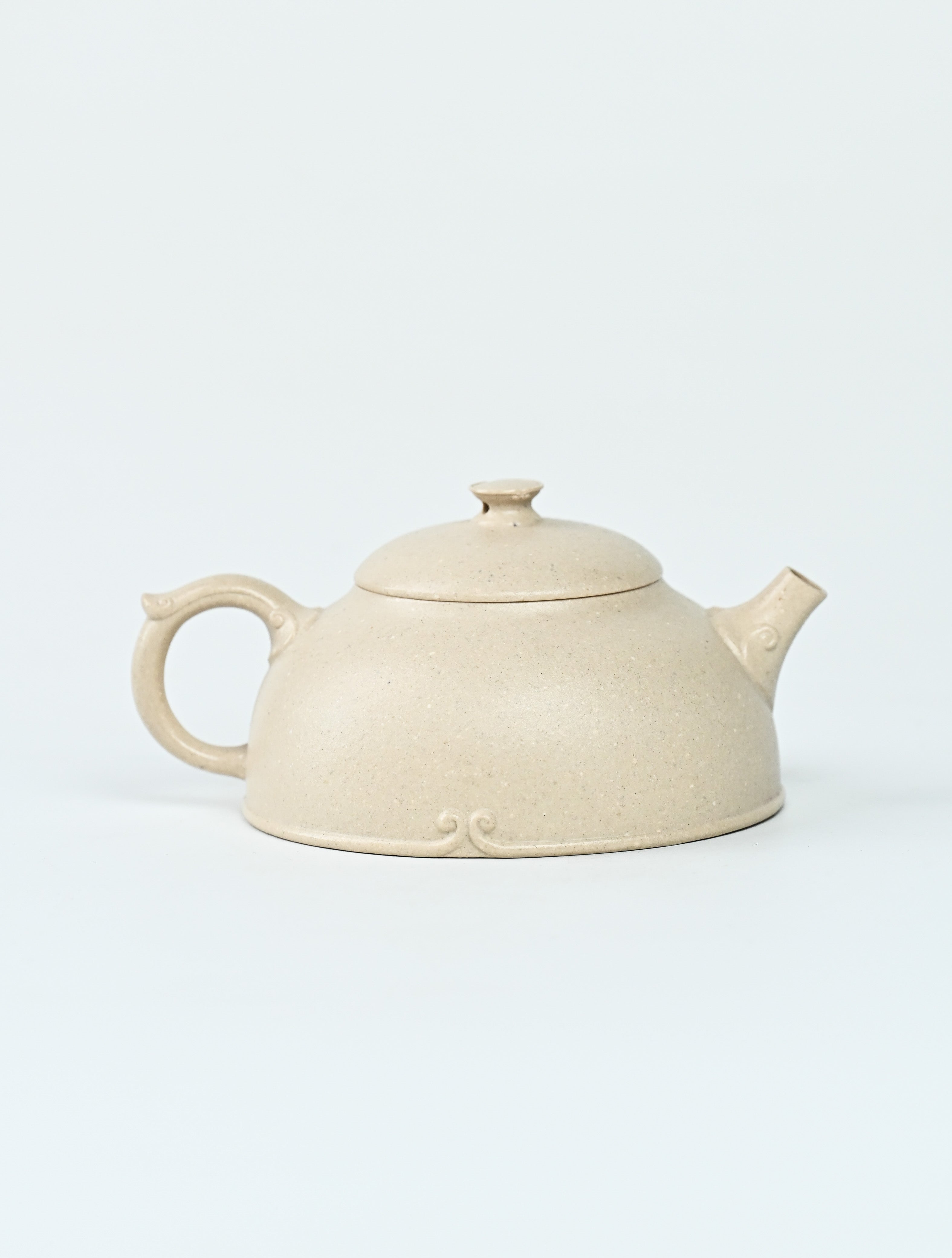 YANYOO handmade Yixing teapot featuring suet white jade Duanni clay and delicate bird-and-peach themed clay painting, product right side.