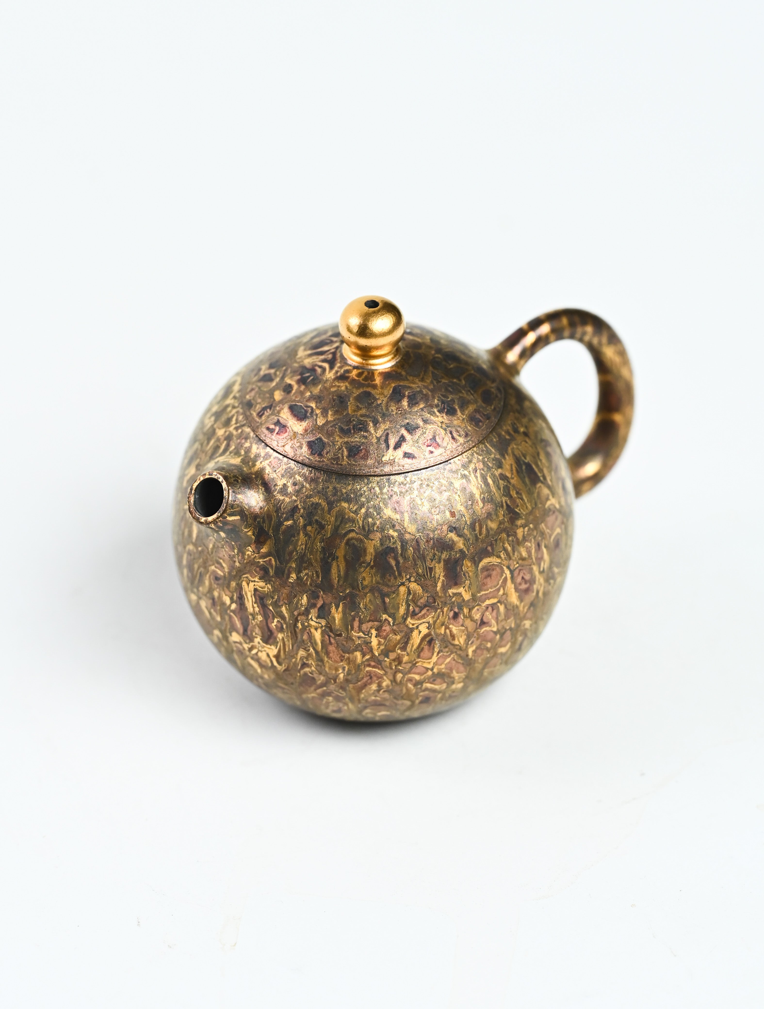 YANYOO handmade Yixing teapot featuring Feather-Plume firing technique, Dragon Egg, product top side.