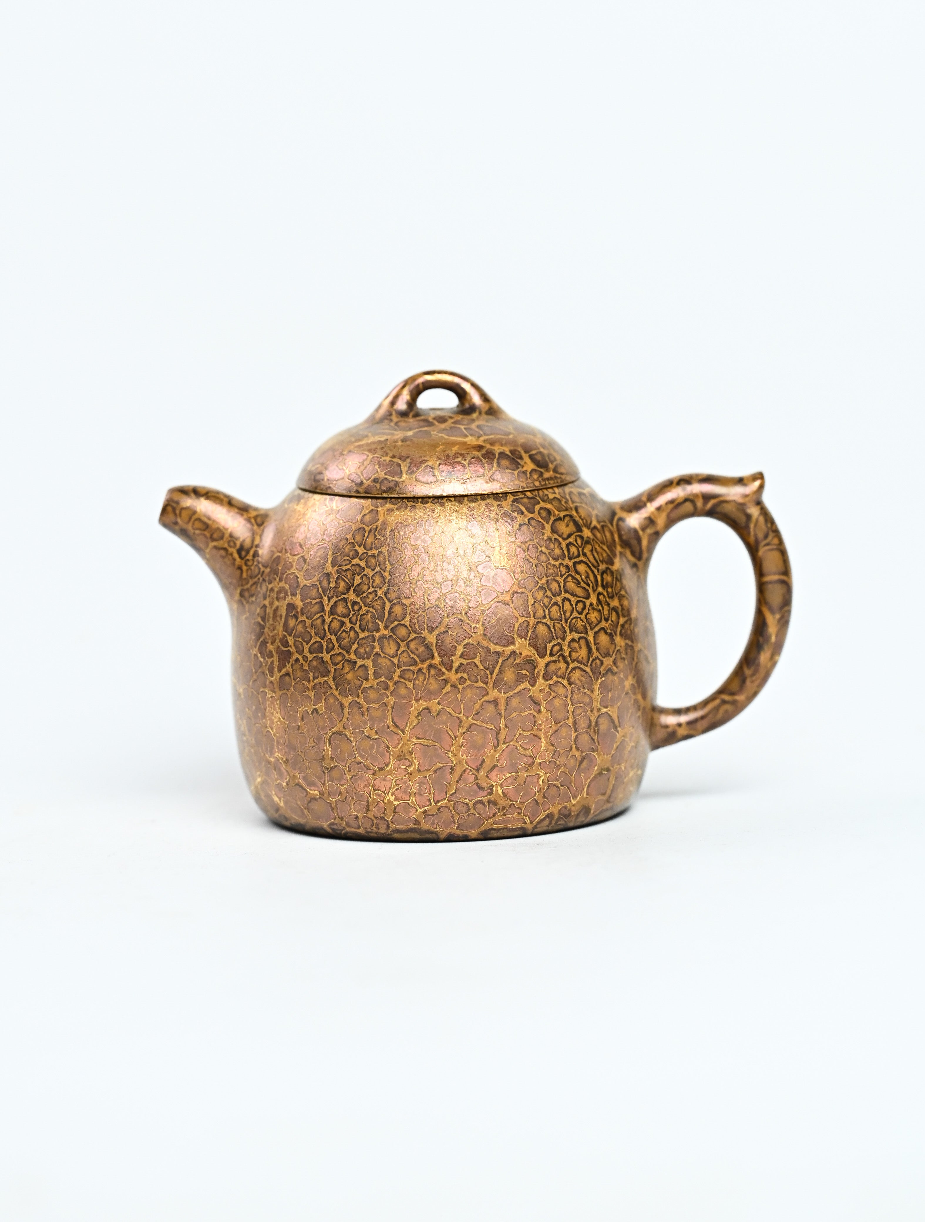 YANYOO handmade Yixing teapot featuring Feather-Plume firing technique, Qin Quan, product left side.
