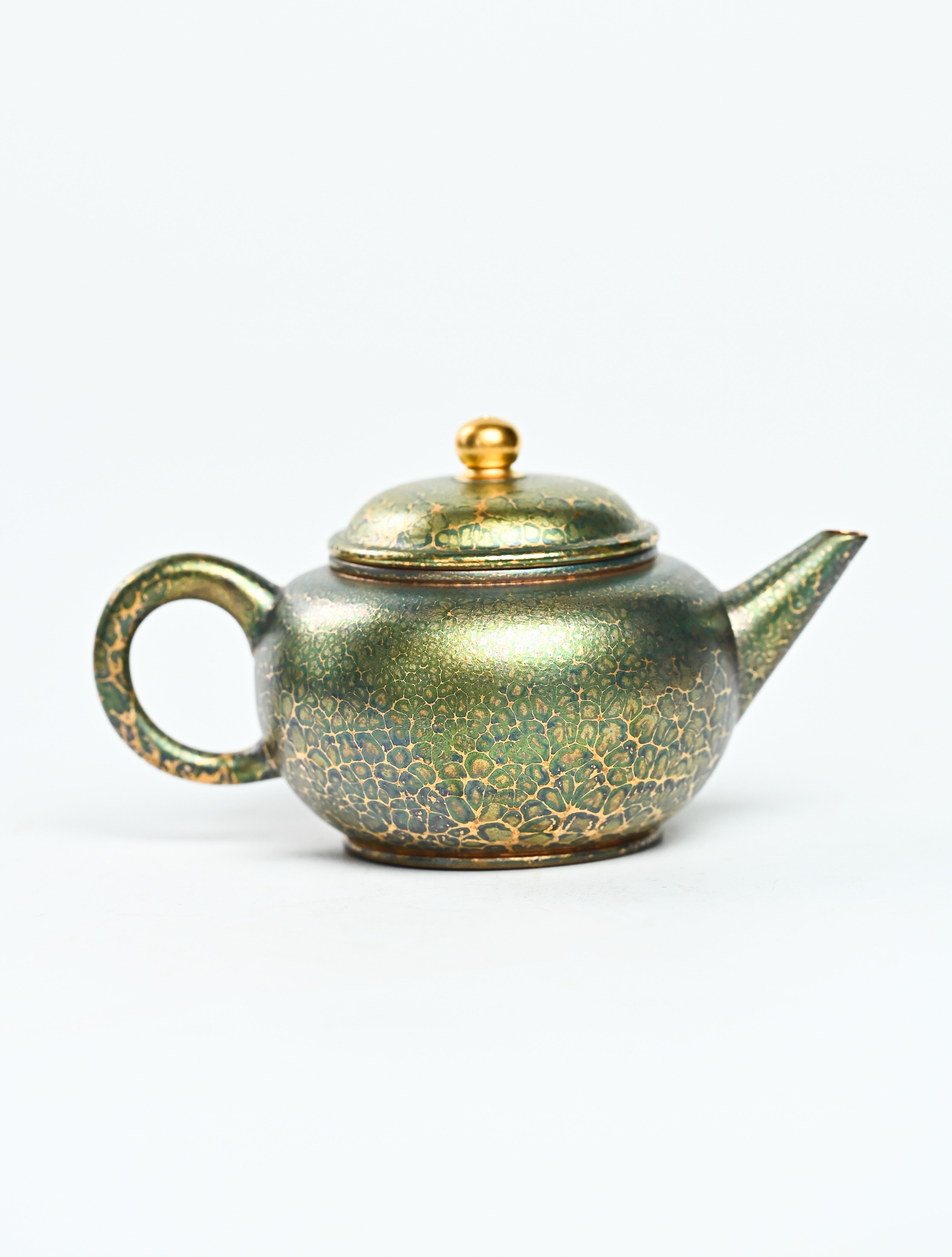 YANYOO handmade Yixing teapot featuring Feather-Plume firing technique, Shui Ping, product right side.
