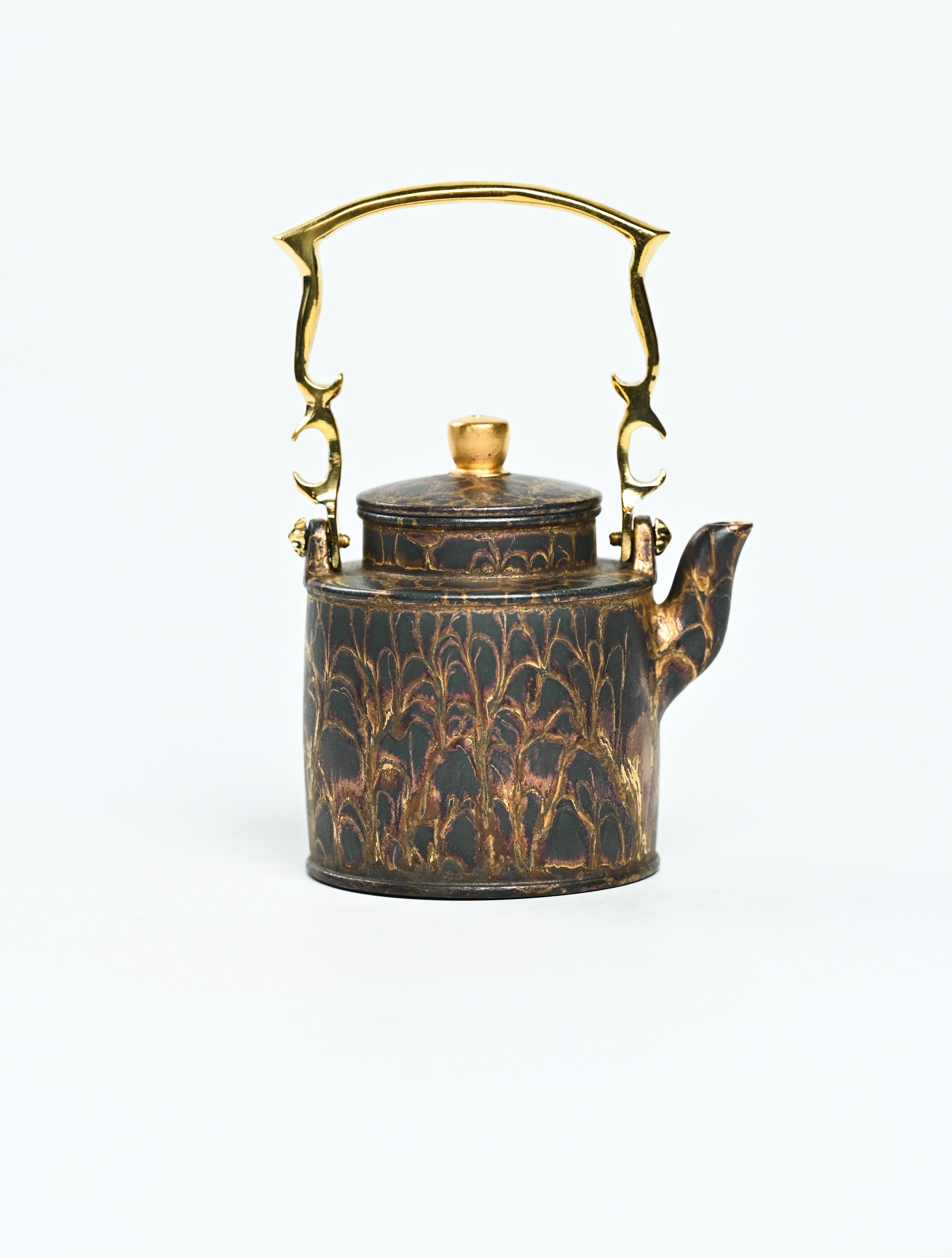 YANYOO handmade Yixing teapot featuring Feather-Plume firing technique, Yang Tong, product right side.