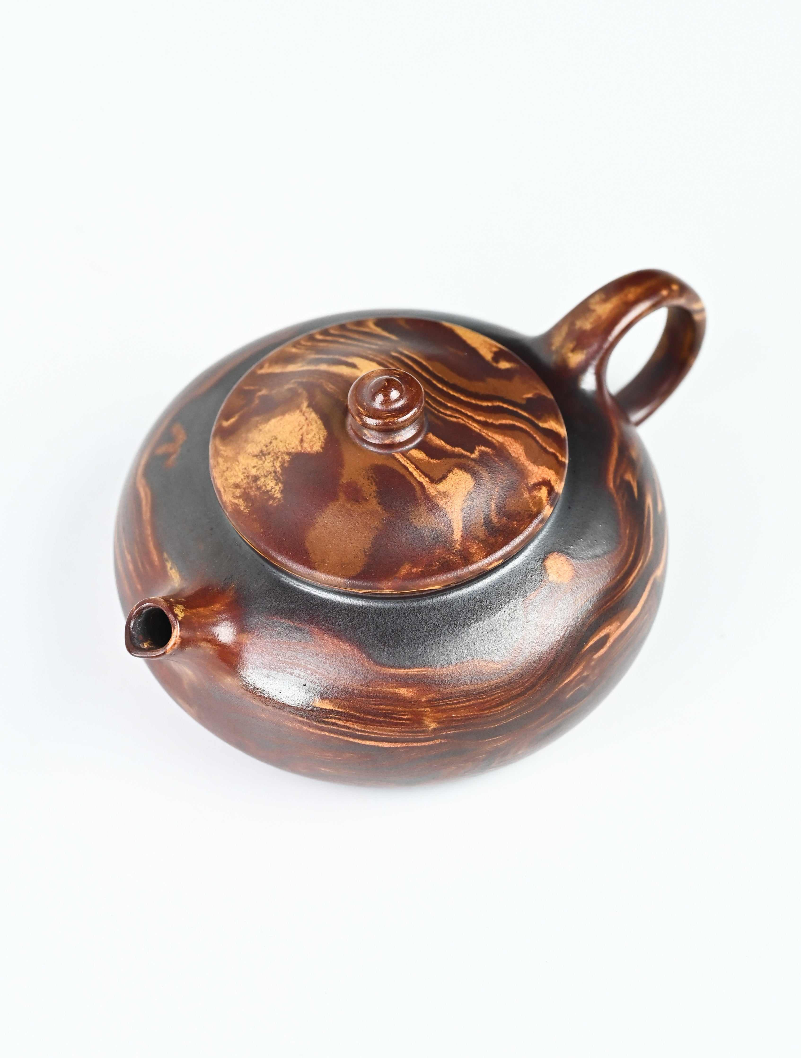 YANYOO handmade Yixing teapot featuring signature Wuni clay and Zisha clay blending technique, Han Jiang, product top side.
