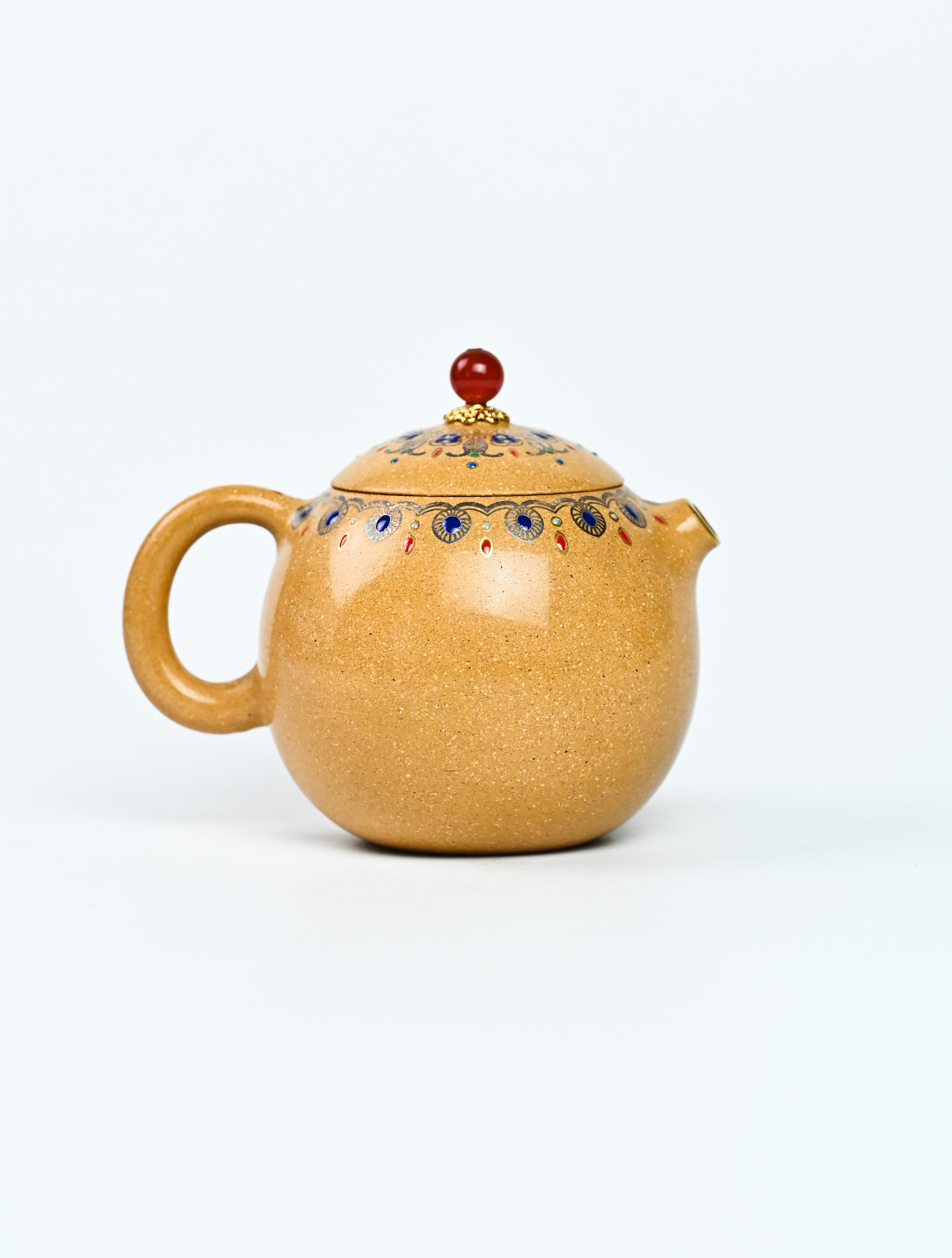 YANYOO handmade Yixing teapot featuring Duanni clay, water polish technique (Shuimo) and delicate Falangcai, Long Dan, product right side.
