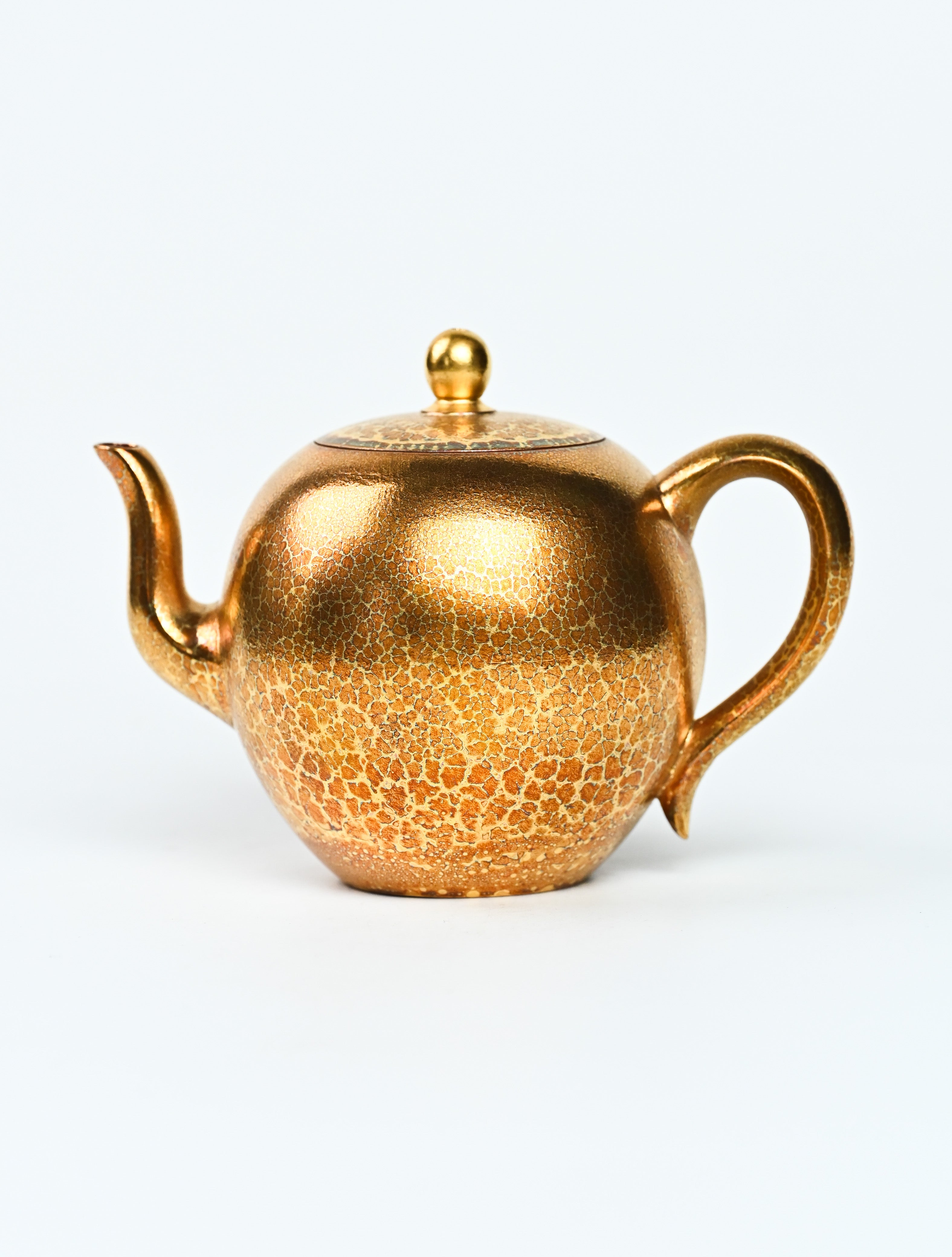 YANYOO handmade Yixing teapot featuring Feather-Plume firing technique, Mei Ren Jian gold, product left side.