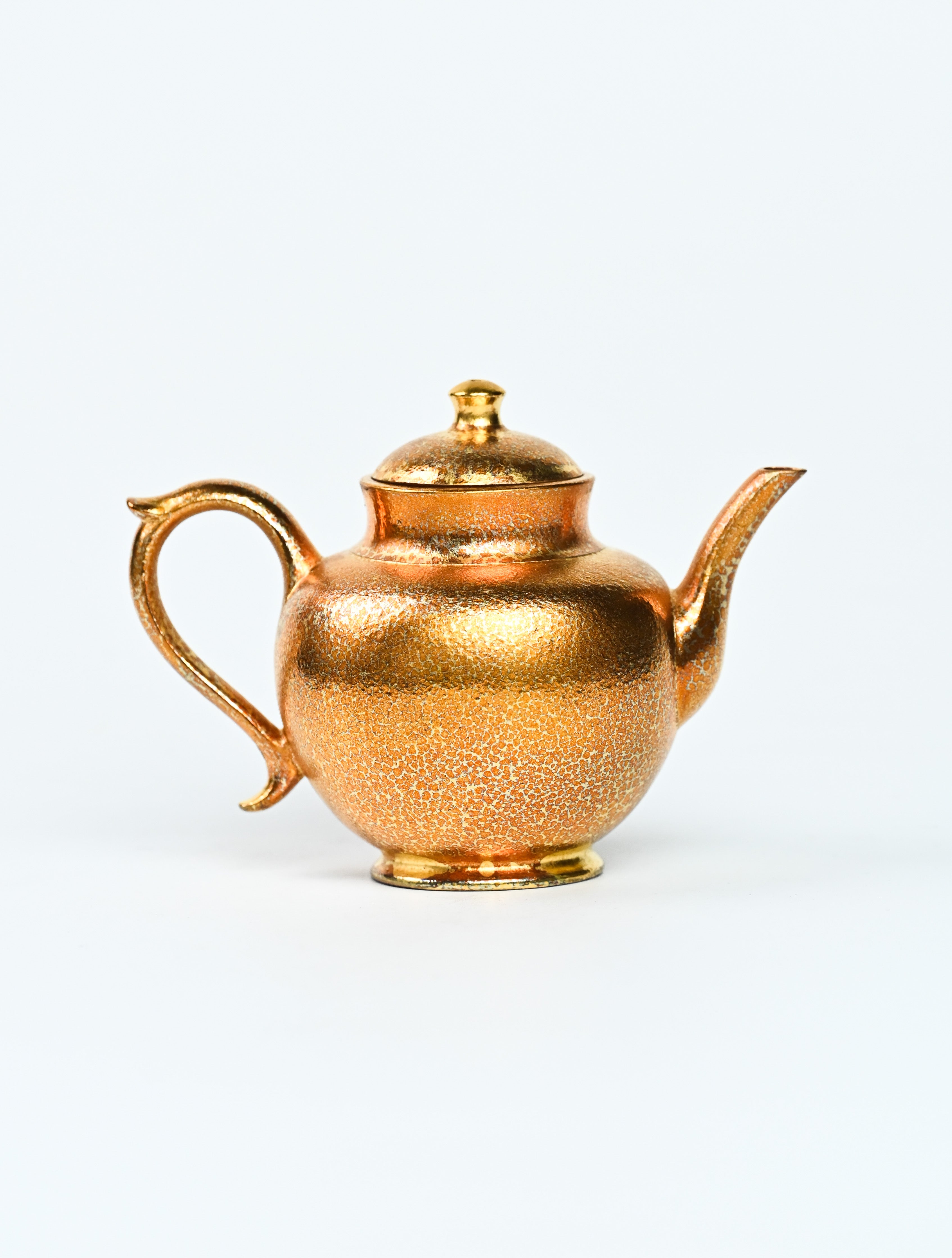 YANYOO handmade Yixing teapot featuring Feather-Plume firing technique, Flask gold, product right side.